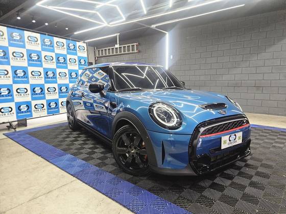 MINI COOPER 2.0 16V TWINPOWER GASOLINA S SPORT 2P STEPTRONIC MINI COOPER 2.0 16V TWINPOWER GASOLINA S SPORT 2P STEPTRONIC
